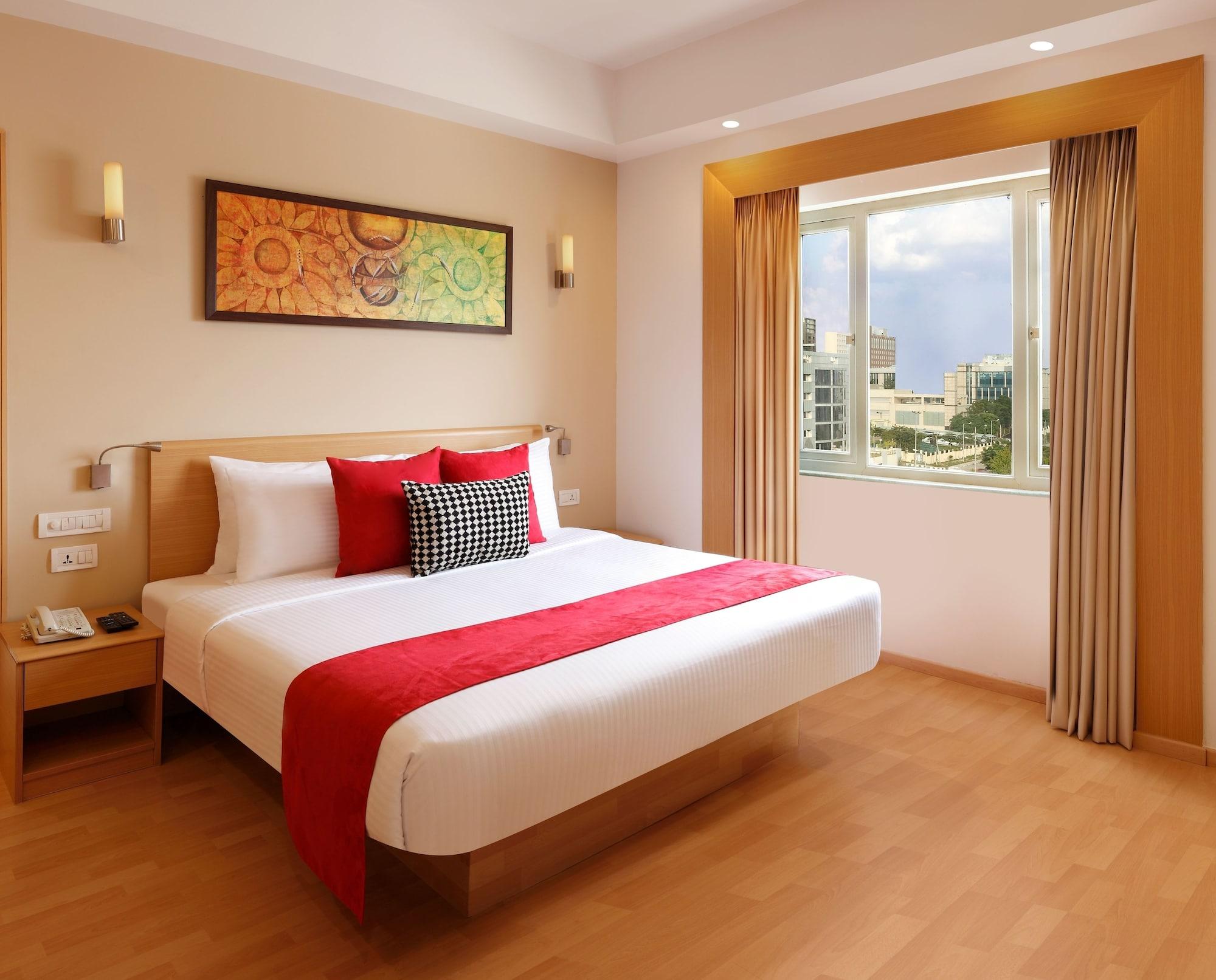 Lemon Tree Hotel, Gachibowli, Хидерабад Екстериор снимка